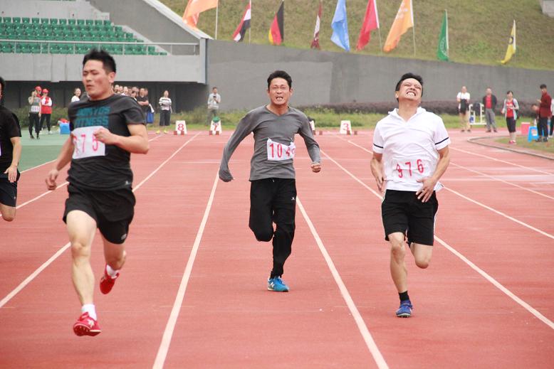 杨国栋获得男子百米第五名