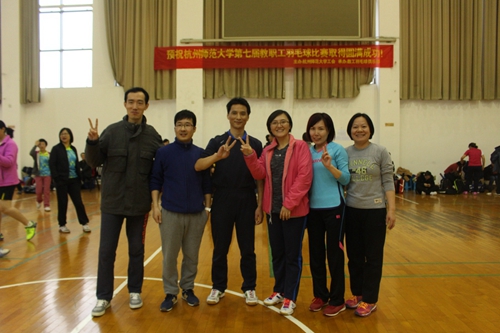外国语学院首获校羽毛球团体比赛第六名
