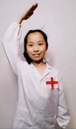 余洁女儿