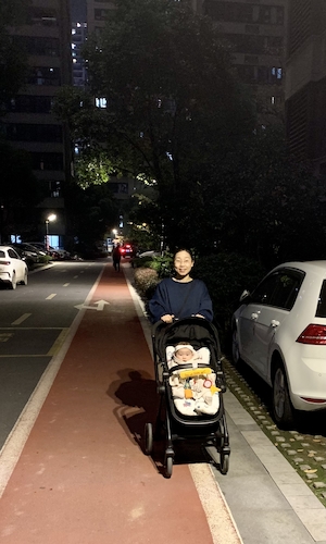 钱旭鸯