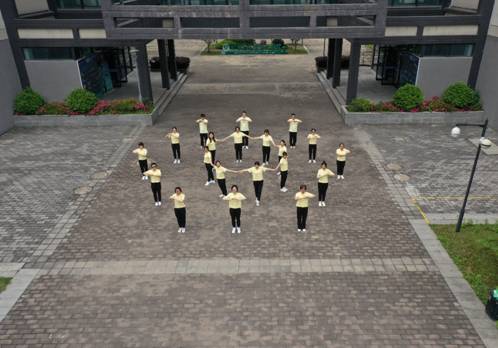 image002