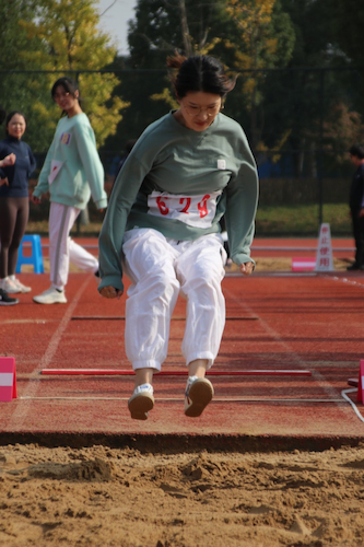 跳远629（2）