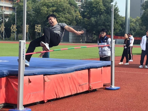 微信图片_春江潮水连海平