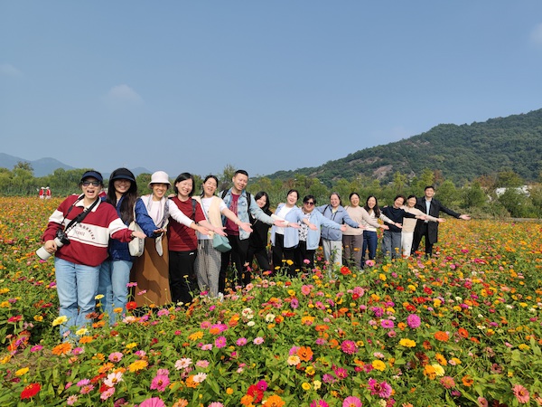 湘湖花海合影1