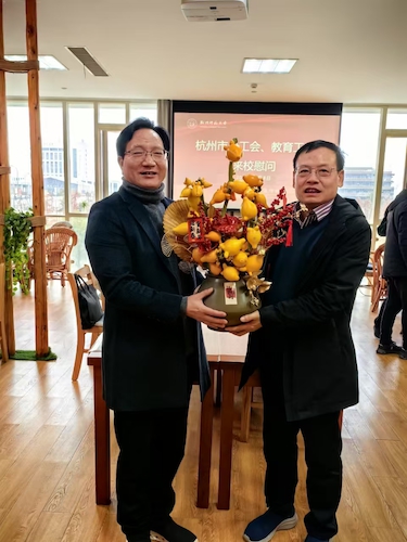 总工会领导慰问
