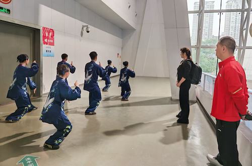王晓燕老师郑同军老师赛前指导