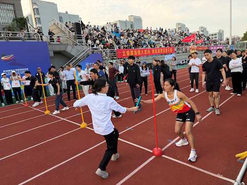 接力赛现场2