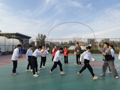 跳绳比赛现场2