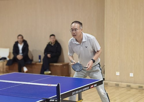 王宏江教授比赛中