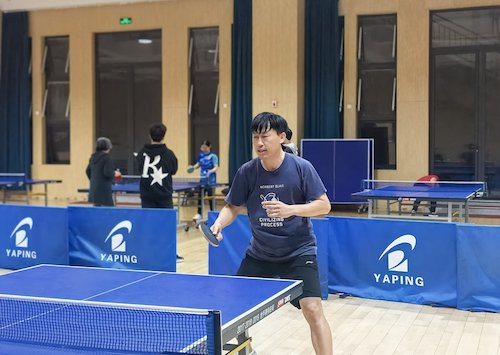 李秀辉教授比赛中