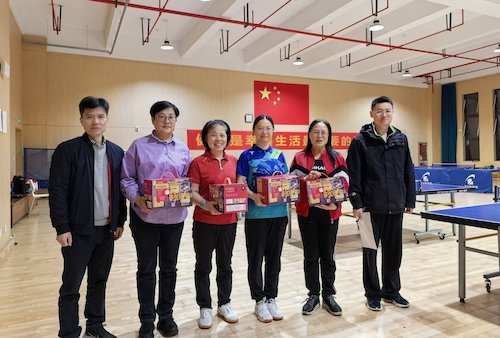 教授杯冠亚季军合影